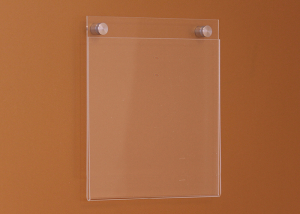Das Display ist von drei Seiten offen, von einer Seite geschlossen, mit 2 Abstandhaltern, elegante Form.