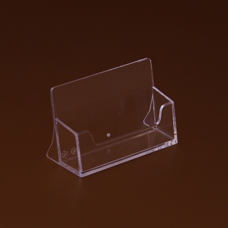 Visitenkartenhalter aus transparentem Plexiglas eignet sich bestens für die Präsentation Ihrer Visitenkarten im Theken-und Tresenverkauf oder auf dem Schreibtisch.