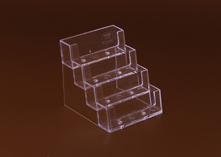 Visitenkartenhalter aus transparentem Plexiglas eignet sich bestens für die Präsentation Ihrer Visitenkarten im Theken-und Tresenverkauf oder auf dem Schreibtisch.