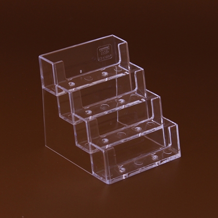 Visitenkartenhalter aus transparentem Plexiglas eignet sich bestens für die Präsentation Ihrer Visitenkarten im Theken-und Tresenverkauf oder auf dem Schreibtisch.