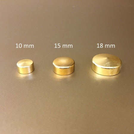 Elegante Zierkappe, Spiegelkopf, Schmuckschraube. Zierkappe-Ø: 18 mm Schraubenkopf-Ø: max: 11 mm 