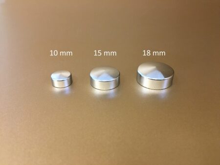 Elegante Zierkappe, Spiegelkopf, Schmuckschraube. Zierkappe-Ø: 18 mm Schraubenkopf-Ø: max: 11 mm 