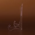 Der Tellerständer wird aus transparentem Plexiglas gefertigt, und kann in drei Größen gekauft werden. Der sieht dekorativ aus, ist geeignet für kleinere und größere Teller. (sowohl für tiefe, als auch für flache Teller)