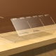 Warenschütte aus Plexiglas für Backwaren eignet sich als Thekenaufsatz für eine verkaufsfördernde Präsentation von Artikeln, die unter dem Deckel frisch bleiben können. In zwei Größen erhältlich