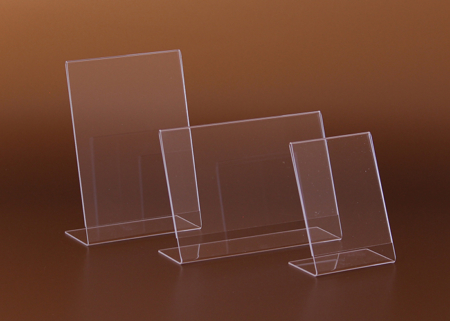 Werbeaufsteller, L-Ständer aus transparentem Plexiglas. Ihre gedruckte Werbung kann einfach von links oder rechts geschoben werden.